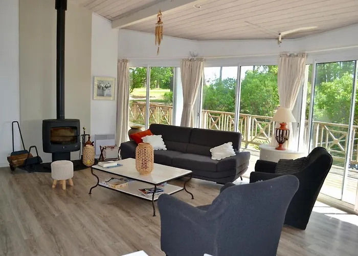 Villa Avec Piscine Sur Le Golf Entre Et Océan *